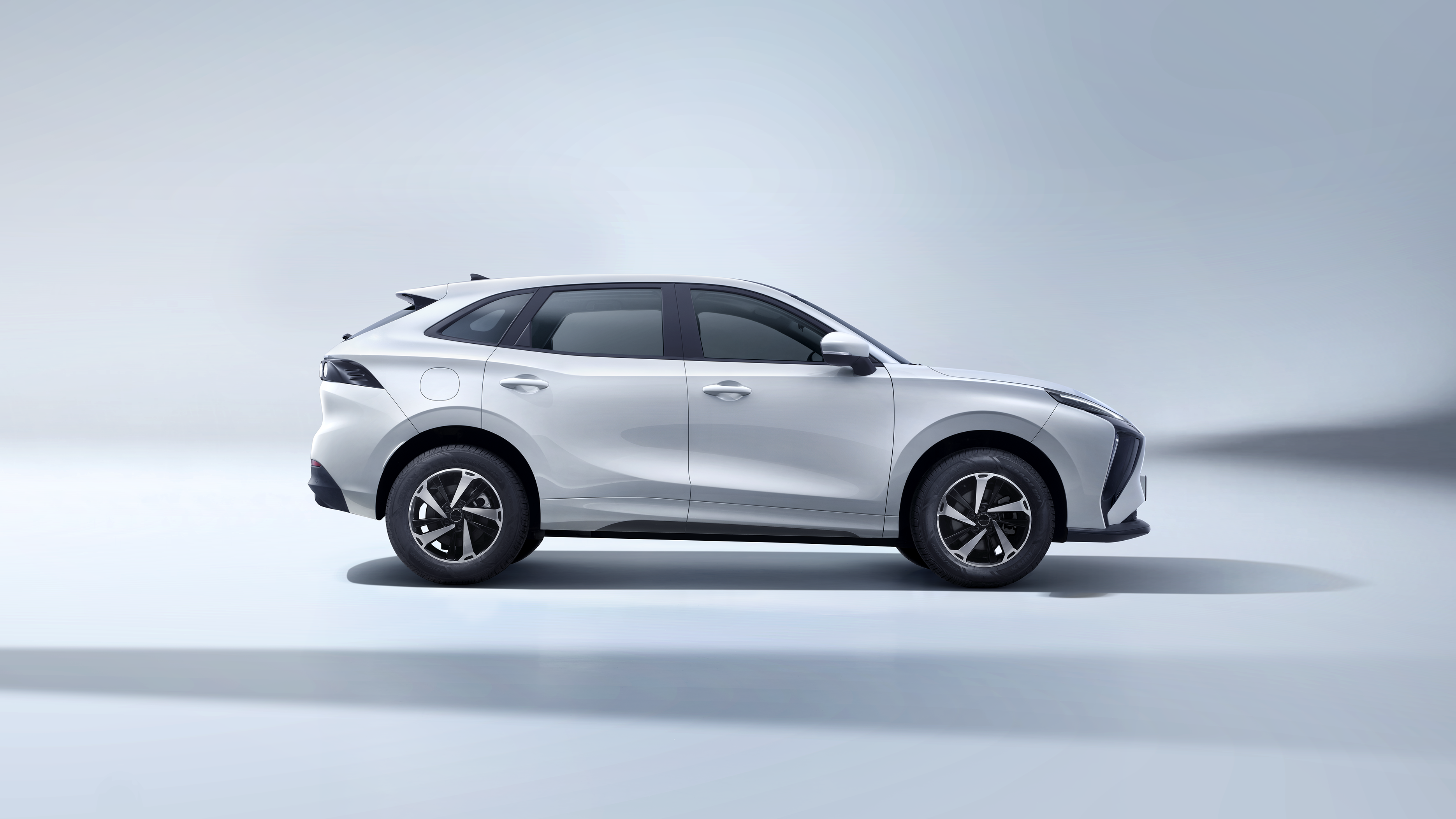Wholesale Dongfeng Forthing Electric car Friday SUV For sale ...