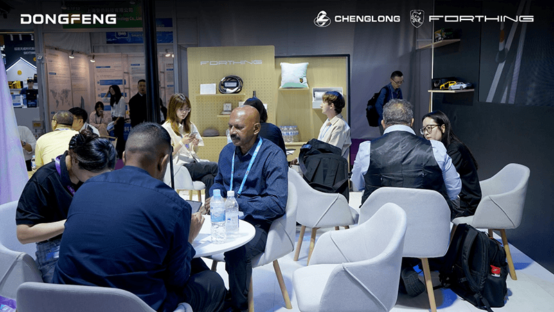 DFLZM debüteerib 139. Kantoni laadal kahe boksiga (7)