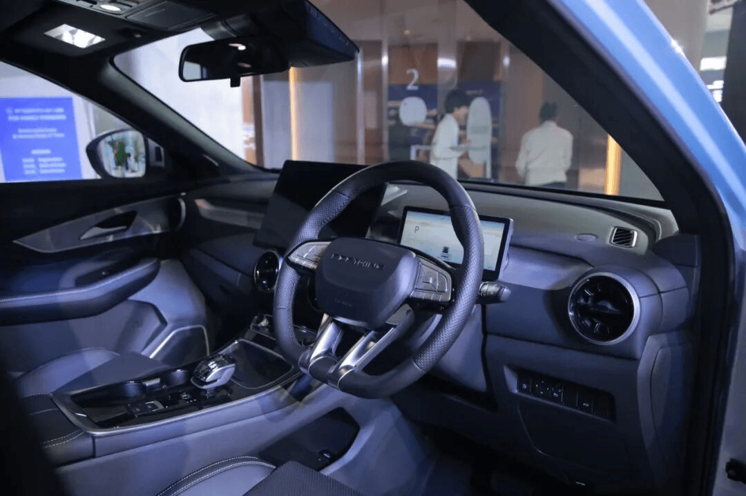 Liikuge uue ajastu poole, Forthing särab ASEANis – Dongfeng Forthing alustab uut teekonda Tai turul (3)